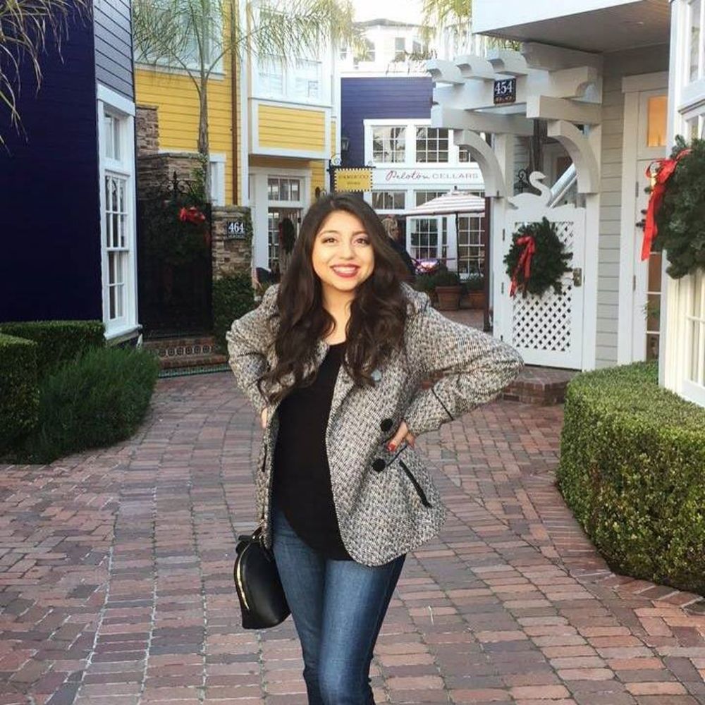 Meet your Posher, Iesha